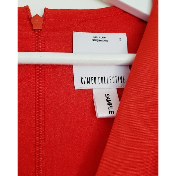 SOLD 🎯 SALE 🎯Red C/MEO collective  jumpsuit size S - Picture 2 of 3